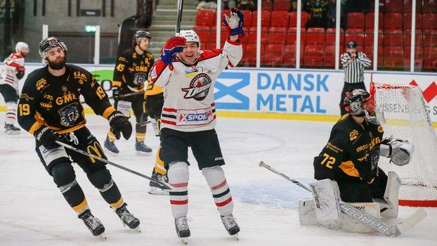 National anthem of Ukraine in Denmark – Donbass beats Nottingham