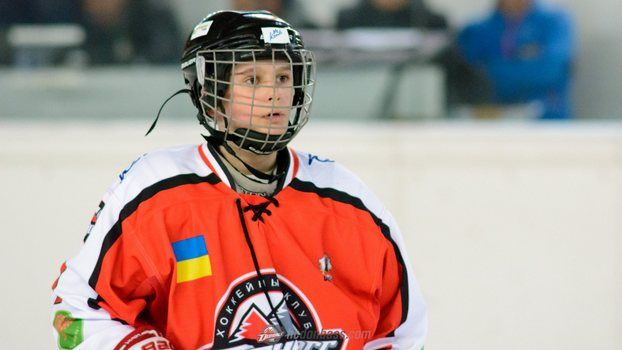 Донбасс 2004 обыграл Сокол