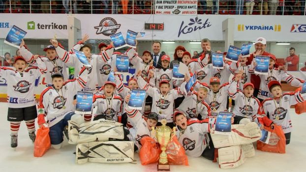 Эмоции Супер-Контик Junior Hockey Cup в видеообзоре