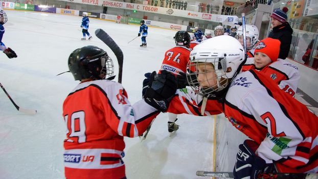 Фотообзор первого дня Супер-Контик Junior Hockey Cup