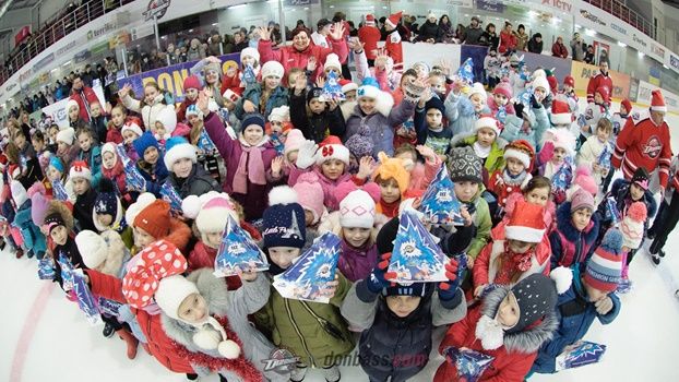 Новогодний марафон ДЮСШ ХК Донбасс для Дружковки