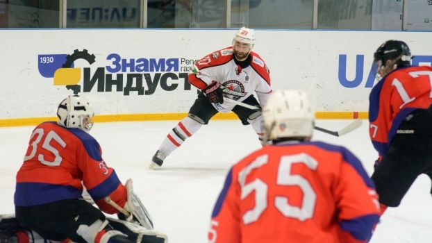 Донбасс разобрался с Компаньоном