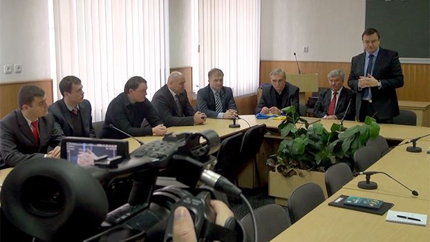 В Донецке открыта первая школа для судей