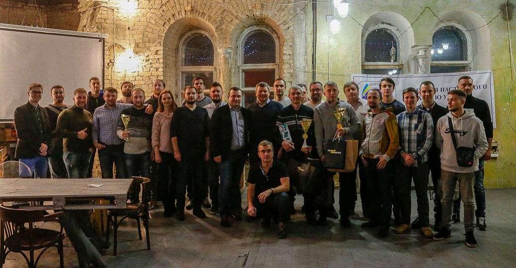 Украинская хоккейная лига провела турнир по настольному хоккею