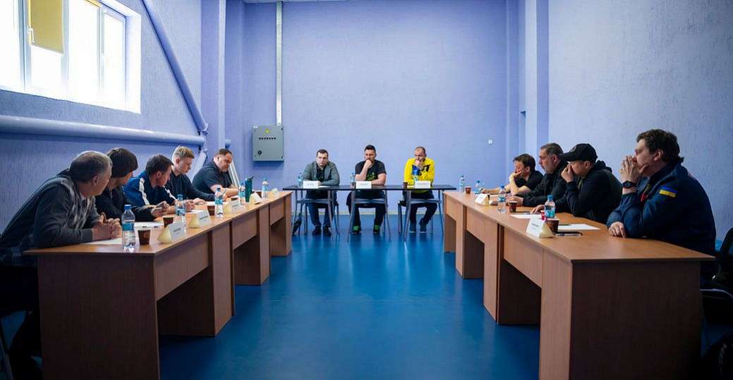 Украинская хоккейная лига провела встречу с тренерами детско-юношеских школ
