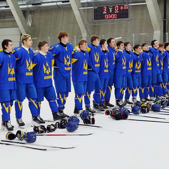 Україна U18 стартує на юнацькому ЧС з хокею: склад і розклад матчів