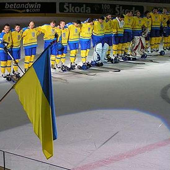 Кабмин нашел деньги на развитие  украинского хоккея 