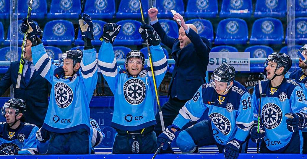 Сверхволевая победа «Сибири», «Динамо» второй раз подряд побеждает на выезде