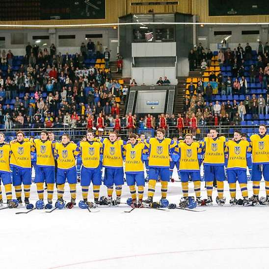 Объявлен расширенный список юниорской сборной Украины по хоккею на чемпионат мира