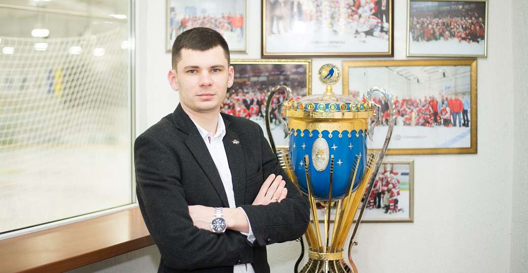 Хоккейный клуб «Донбасс» поздравляет!