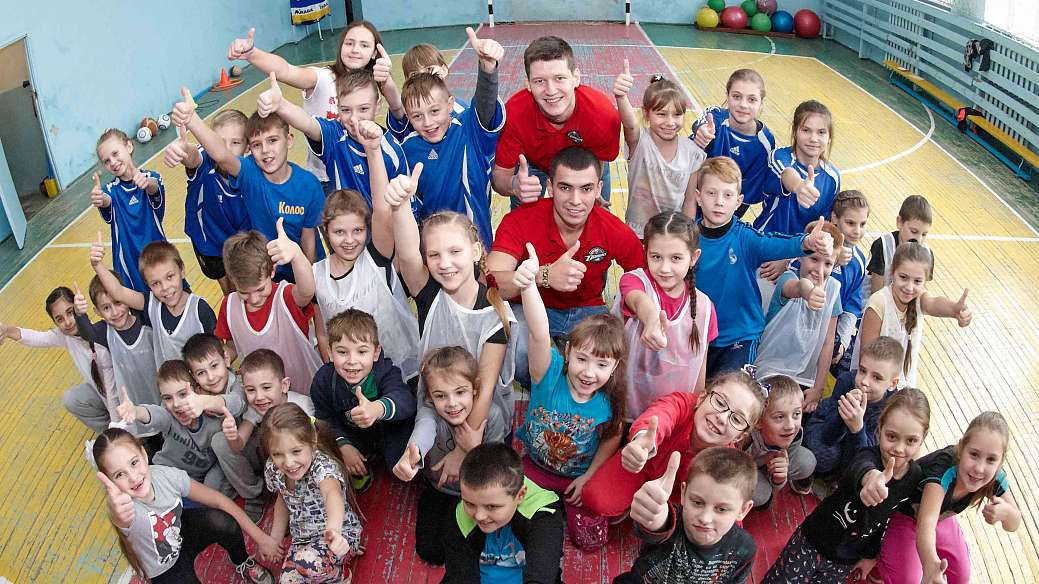 Алексей Ворона и Александр Влад посетили школу в Константиновке