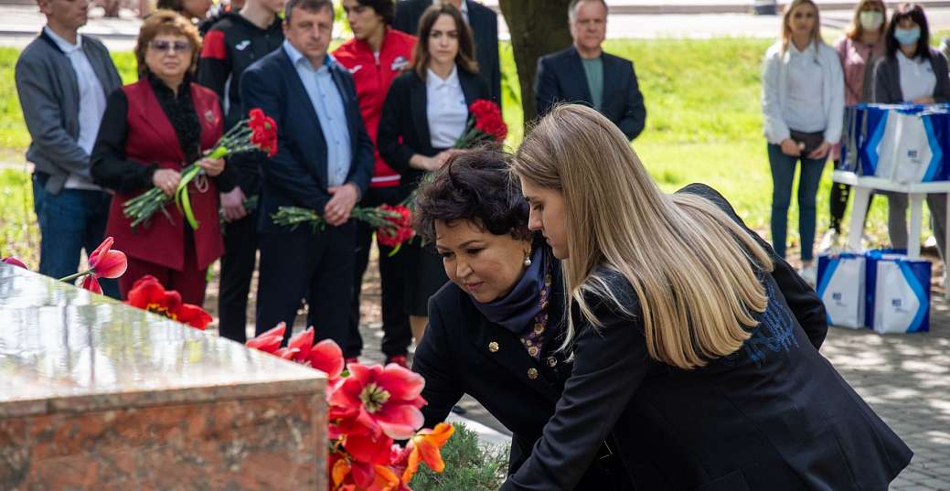 Фонд Бориса Колесникова и Татьяна Бахтеева провели акцию, посвященную Дню Победы